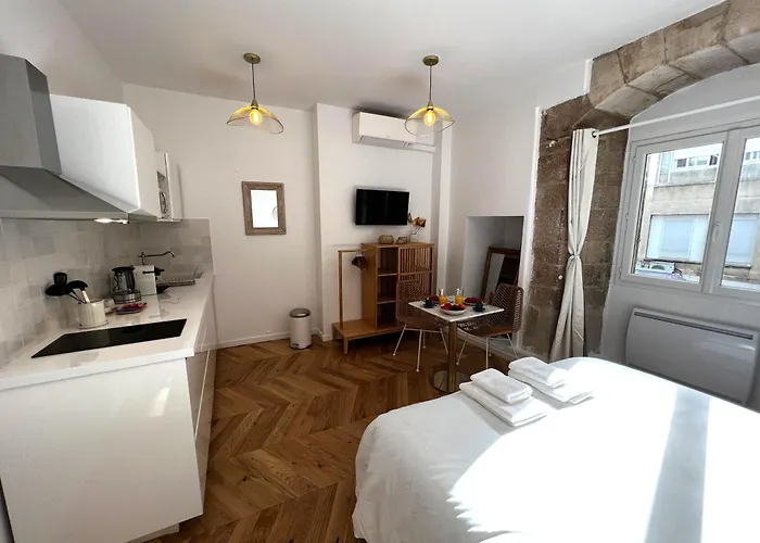 Le Comte - Heart Of Dijon - With Ac